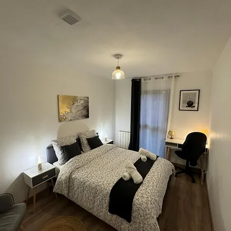 Cosy T3 Au Pied Du Metro Et Commerces 아파트