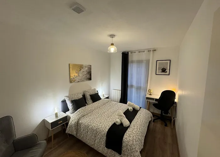 Cosy T3 Au Pied Du Metro Et Commerces Apartment